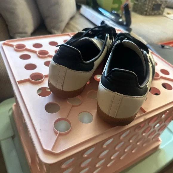 Adidas Samba Black and White Sneakers - Picture 5 of 9